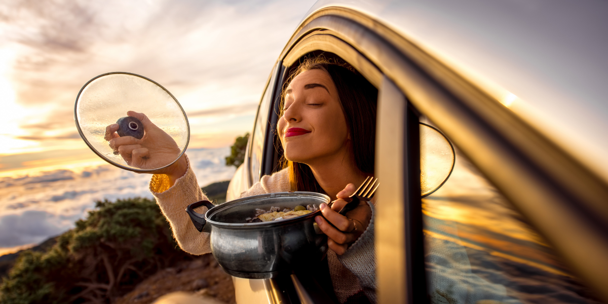 Culinary Road Trip: Exploring Food Destinations in UAE with a Rental Car